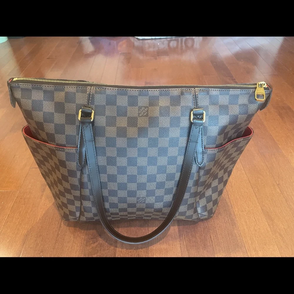 Louis Vuitton Checkered Tote with Black and Brown - Picture 1 of 6